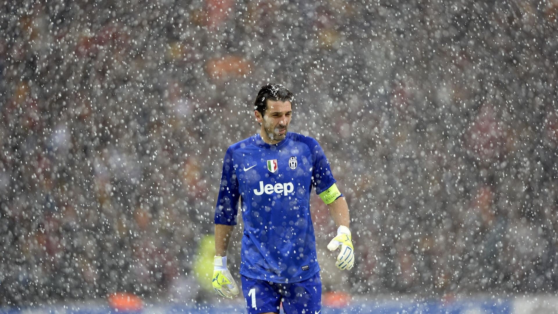 _台上体育表演秀：运动变演艺的盛会_，体育舞台剧